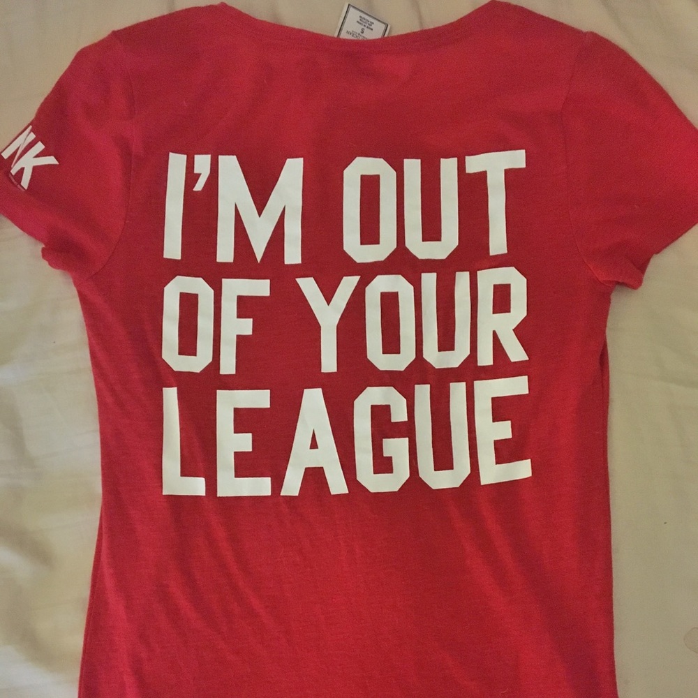 ❌SOLD❌ PINK MLB Cincinnati Reds V-Neck T-shirt